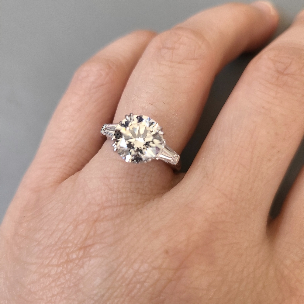 HW Style 3.5 Ct Diamond Platinum Engagement Ring with Tapered Baguette sides
